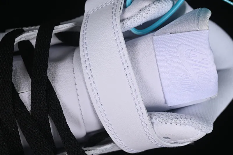 All categories Nk Air Force 1 Air Force series Nk Air Force 1 Mid Air Force mid-top Nk Air Force 1'07 Mid White gray black Hand-painted fracture Three hook shadow Air Force 1 strap mid-top casual sneakers CW2289-111